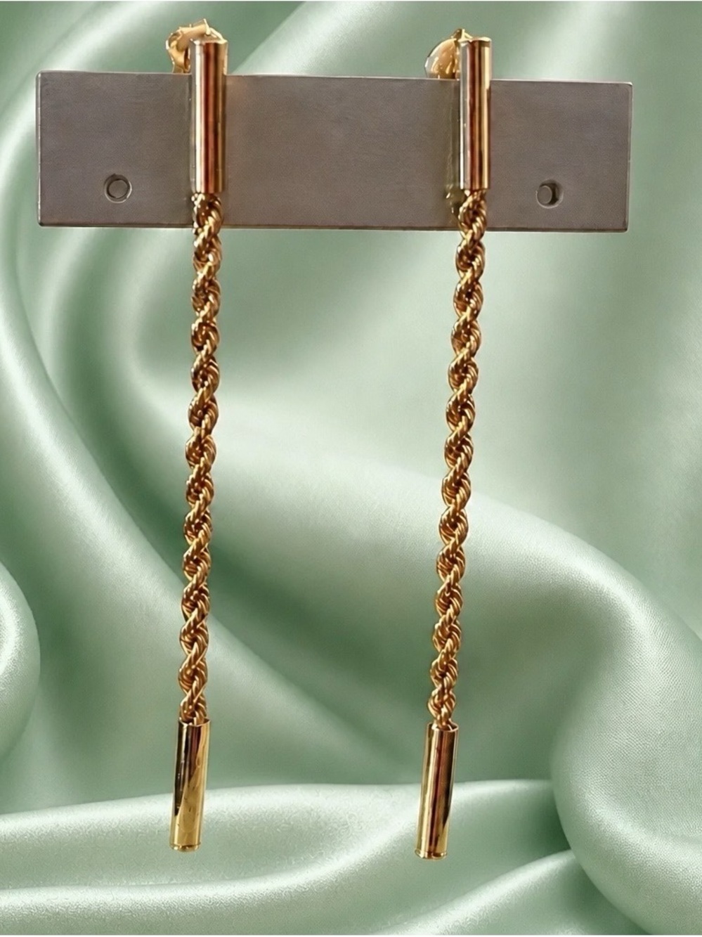 Bony Levy 14k Yellow Gold Florentine Drop Earrings. Handmade in Italy. Brand new